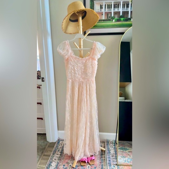 DOEN PAMELINA DRESS IN PETUNIA PINK LACE, size S, brand new, never worn. - Picture 5 of 15